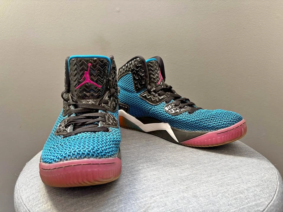 Nike Air Jordan Spike 40 Mens Shoes - Excellent Condition