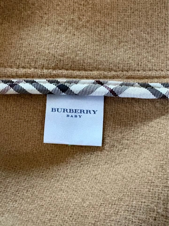 Authentic Burberry Kids 100% Wool Hooded Duffle Coat - Like New - photo 4