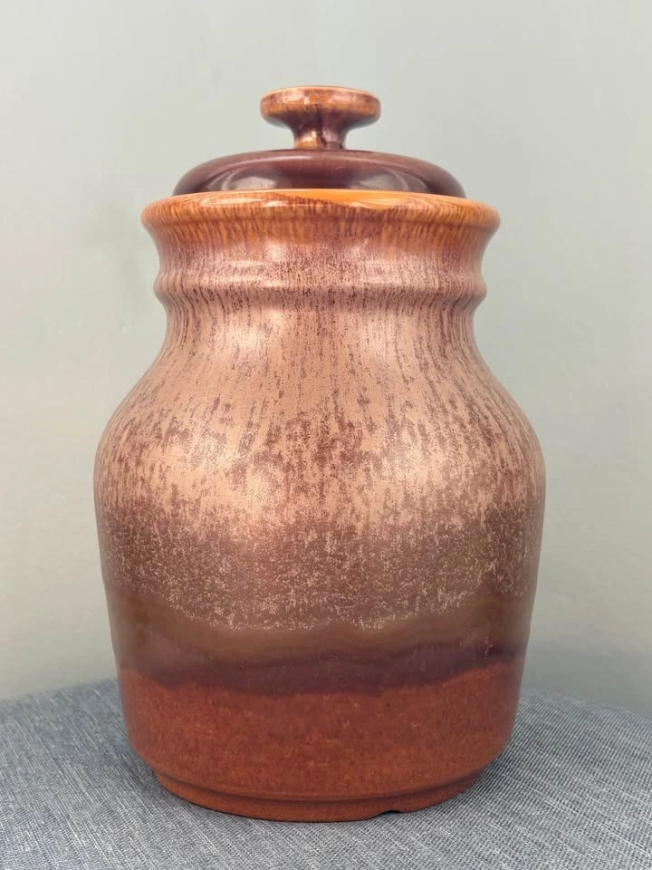 Vintage 1970s Genin Trudeau Canister Excellent Condition - photo 3