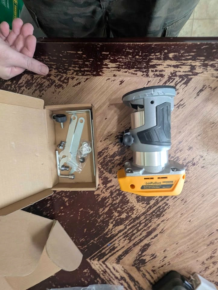 Power Tools / Cordless Compact Router / Model ZFO0223-DW2 / Like - photo 2
