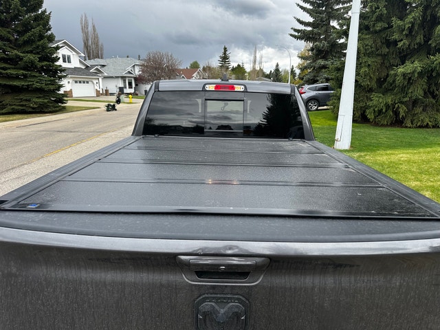 New DT body Dodge Ram 1500 hard bed cover - photo 2