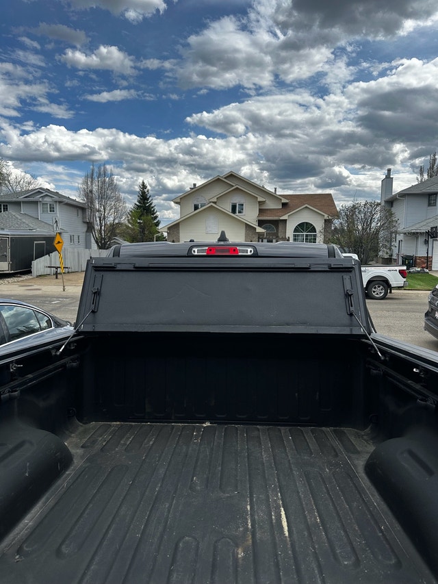 New DT body Dodge Ram 1500 hard bed cover - photo 3