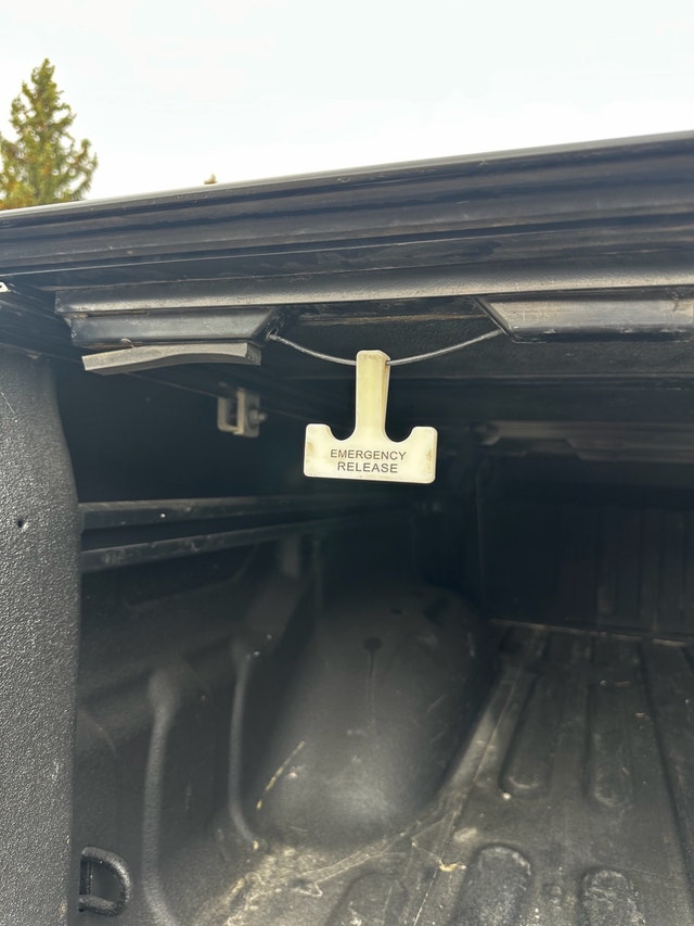New DT body Dodge Ram 1500 hard bed cover - photo 5