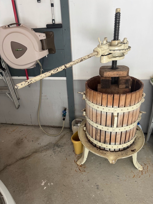 Wine Making Equipment Set - photo 2