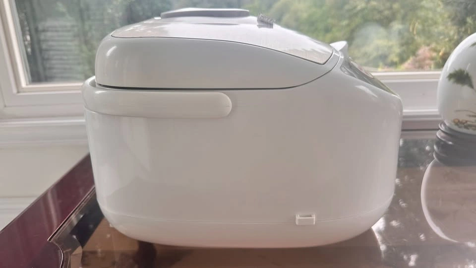 Tiger 10-Cup Fuzzy Logic Rice Cooker & Warmer (JAG-B18U) - photo 5