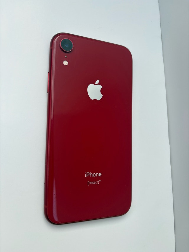 iPhone XR 64GB Unlocked – 97% Battery Health