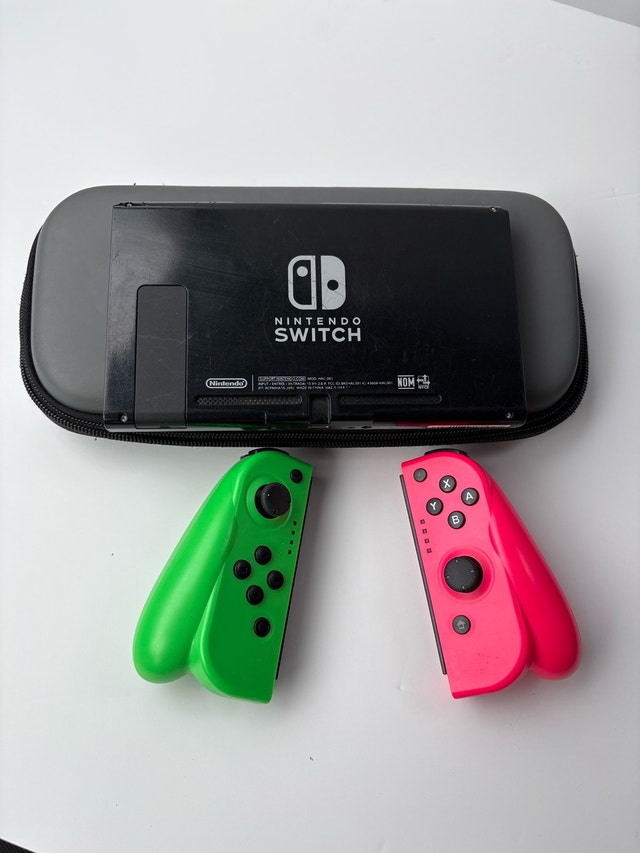 Nintendo Switch LCD Console with Joy-Cons - Good Condition - photo 2