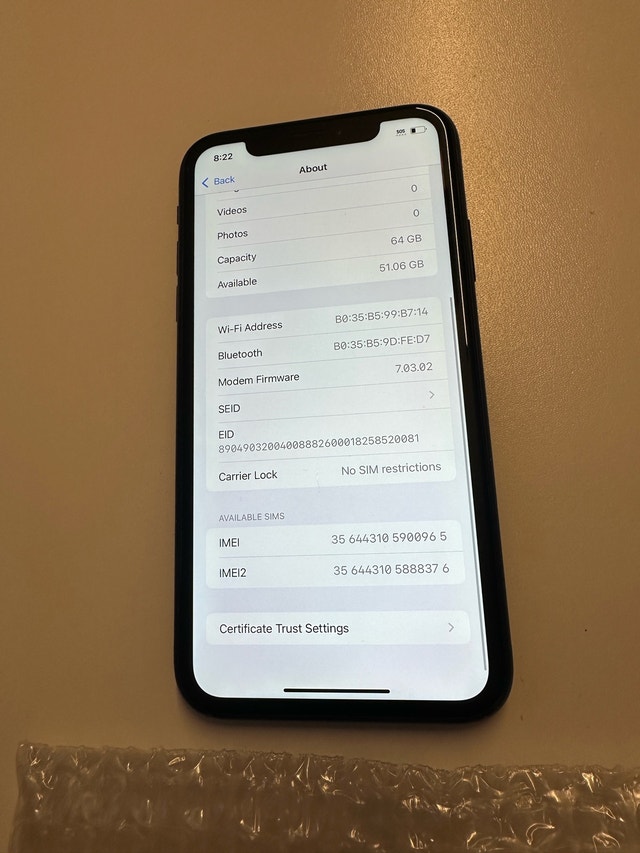 iPhone XR 64GB Unlocked – Good Condition - photo 3