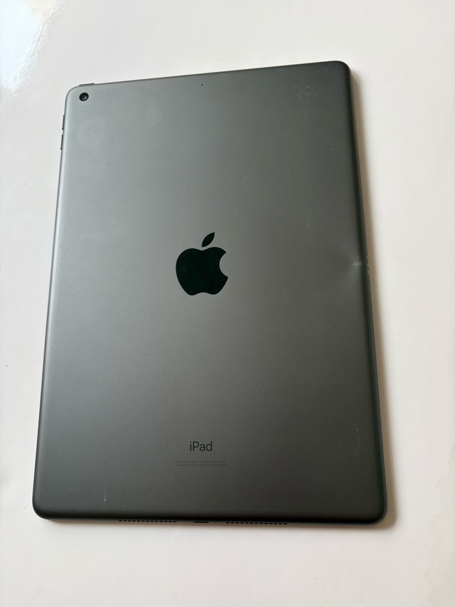 iPad 7th Gen (87% Battery Health) - photo 4