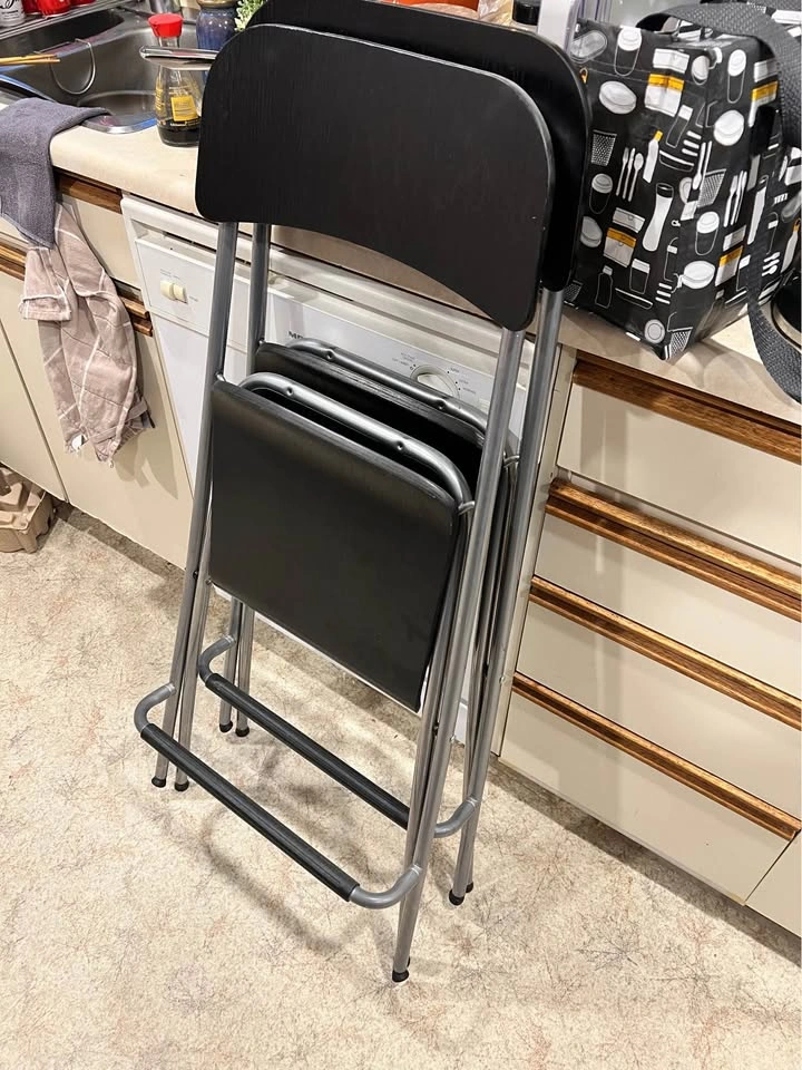 Foldable Bar stools - IKEA - photo 3