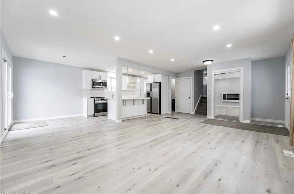 3 Beds 1.5 Baths - House - photo 3