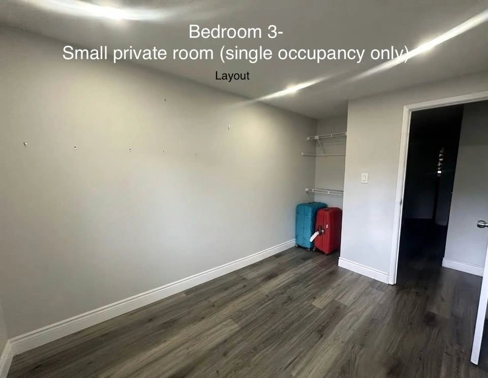 Private room for rent - photo 4