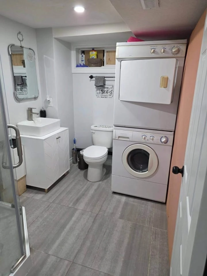 1 Bed 1 Bath - Apartment - photo 5