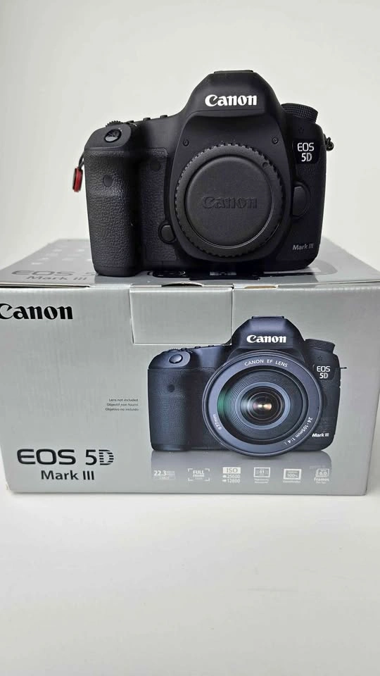 Canon 5D Mark III with Battery Grip