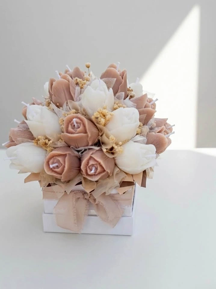 Luxury flower candle bouquet - special gift - home decor