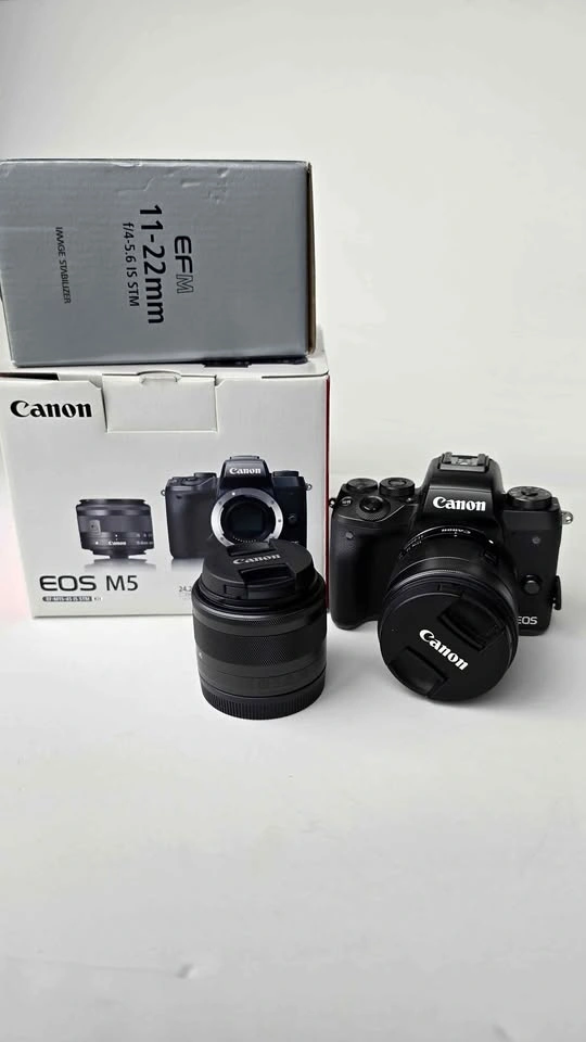 Canon EOS M5 with EF-M 15-45mm and 11-22mm Lenses