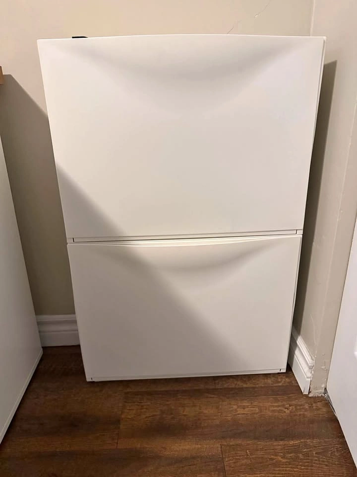 TRONES IKEA- Shoe/storage cabinet