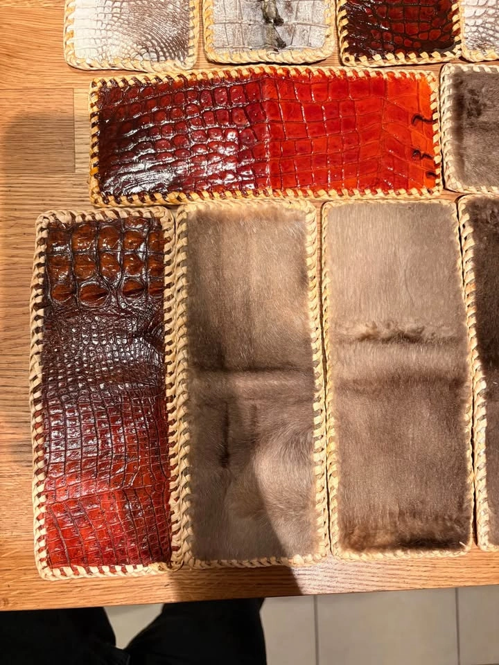 Handmade leather wallets - photo 2