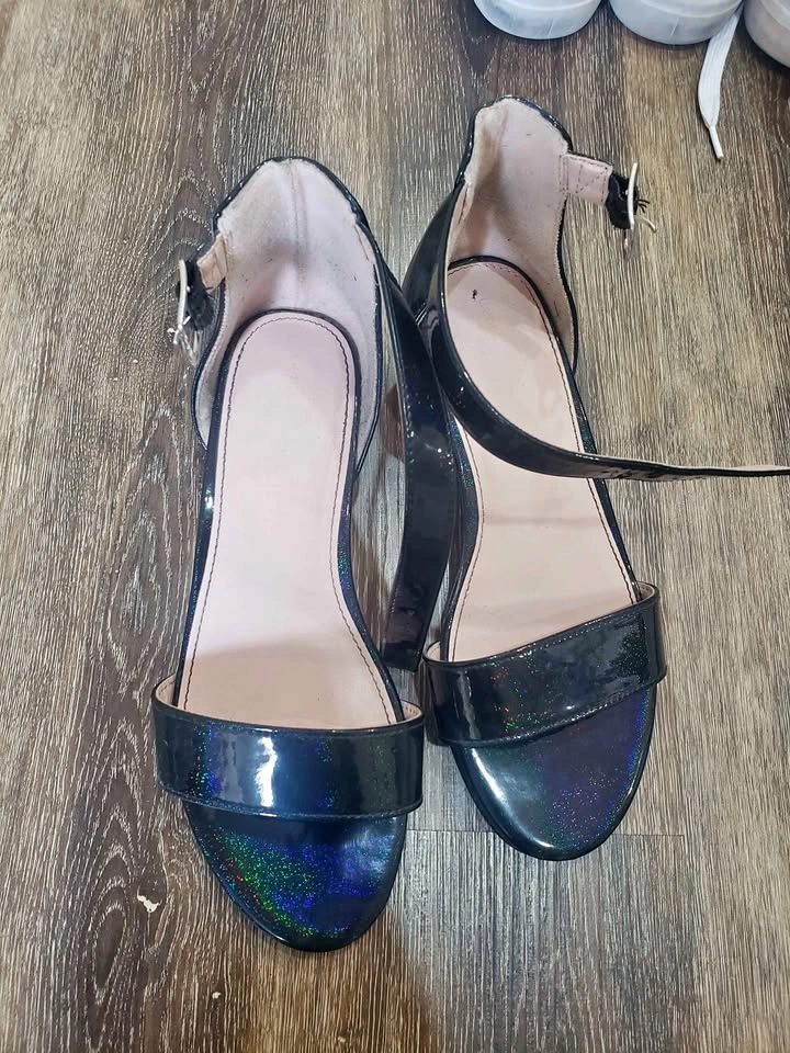 Girls Size 6 and Size 4 Heeled Sandals