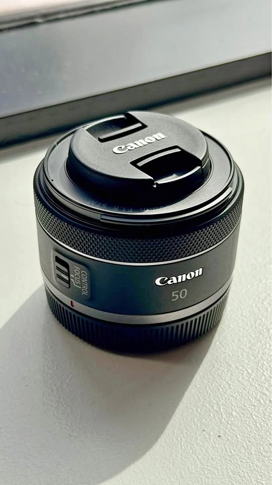 Canon RF 50mm f/1.8 STM Lens - Like New