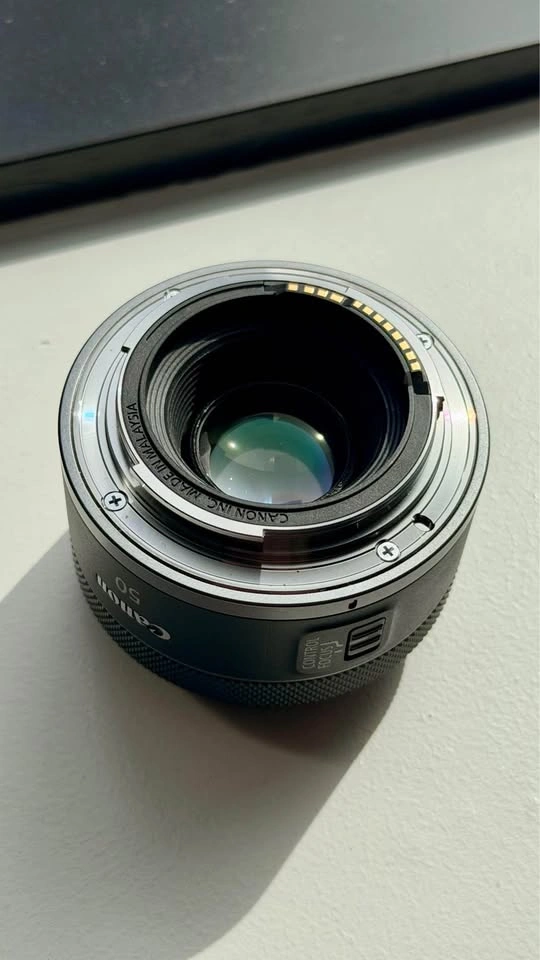 Canon RF 50mm f/1.8 STM Lens - Like New - photo 3