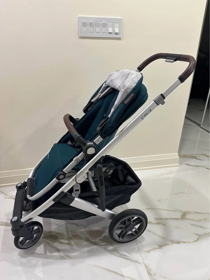 ✨ UPPAbaby CRUZ V2 Stroller – Excellent Condition ✨ - photo 2