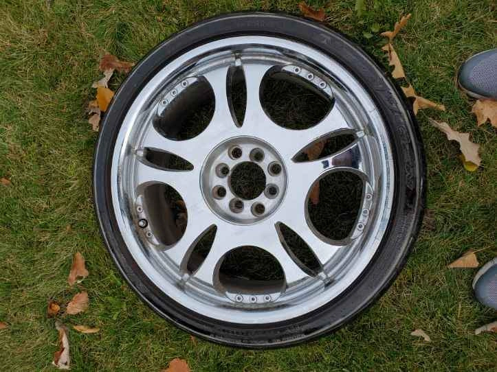 Rims with Summer Tires sorry no middle caps