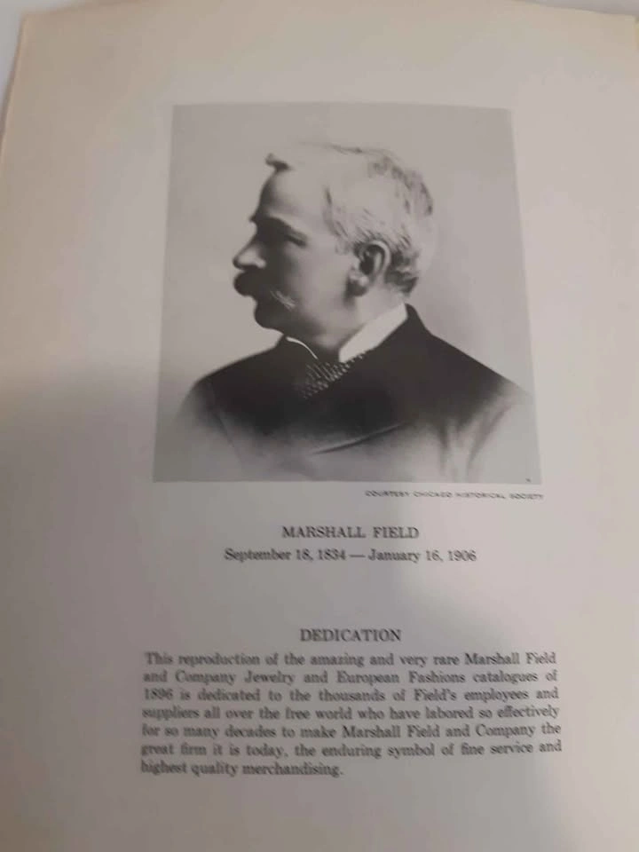 1896 Marshall Field & Co. Catalogue and Historic Costumes Books - photo 3