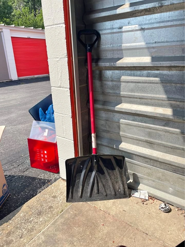 Shovel