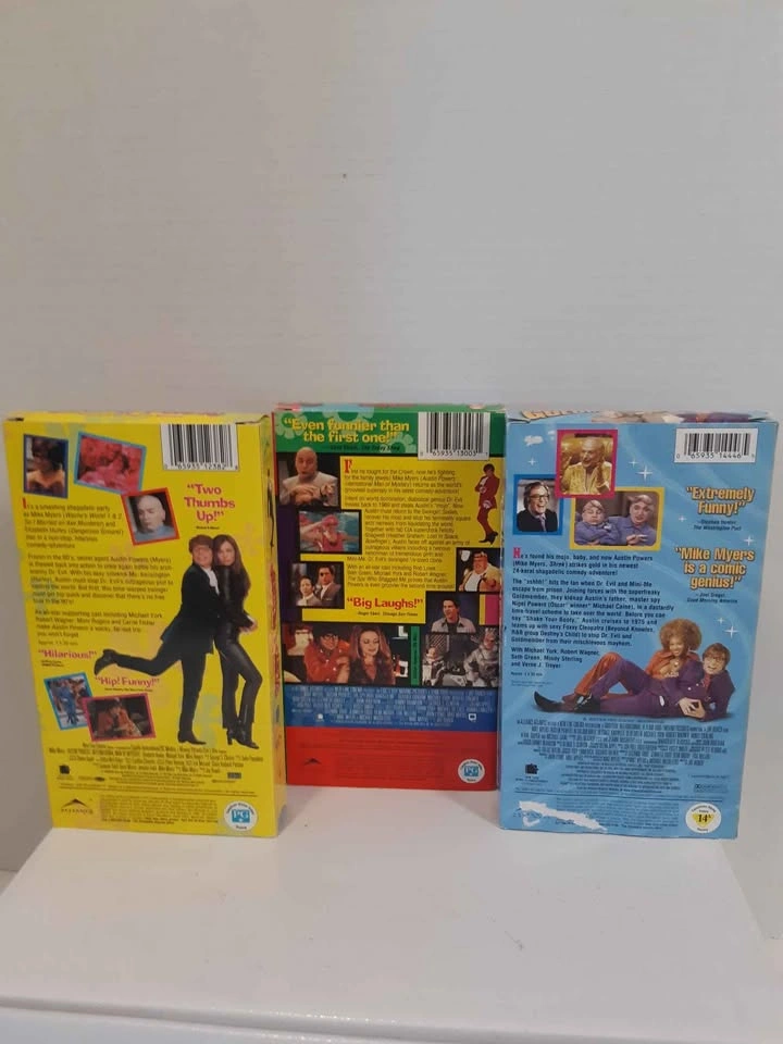 Austin Powers VHS Trilogy Set - photo 2