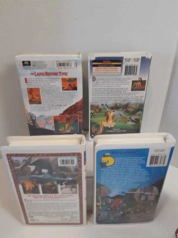 Lot of 4 Classic VHS Movies: Toy Story, Jumanji, Land Before Tim - photo 2