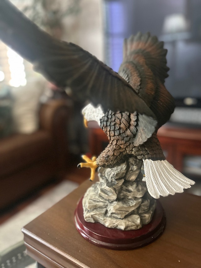 Eagle Resin Figurine - photo 4