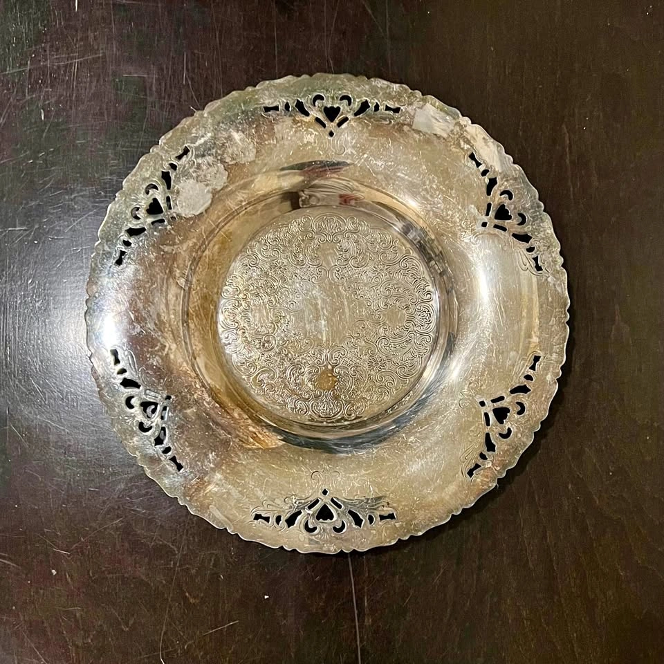 Victorian Plate E.P. Copper Silver-Plated Round Serving Tray