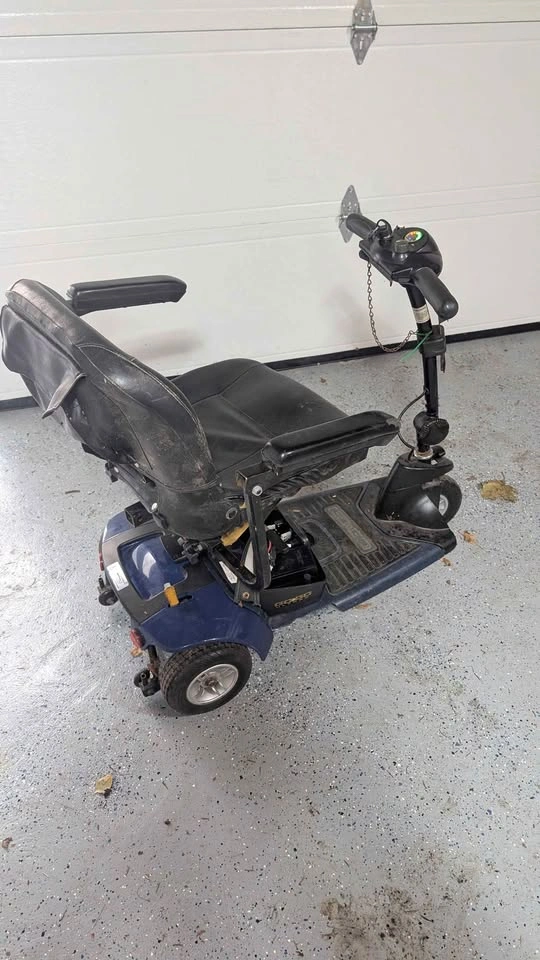 3 wheel electric scooter - photo 3