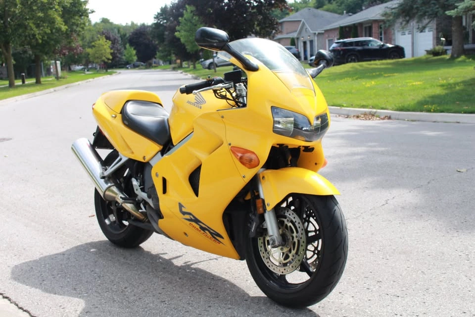 1999 Honda VFR800 - photo 2