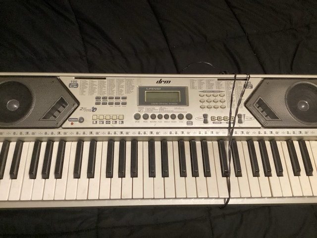 DRM LP5510 Portable Electronic Piano Keyboard (Works Perfectly) - photo 2