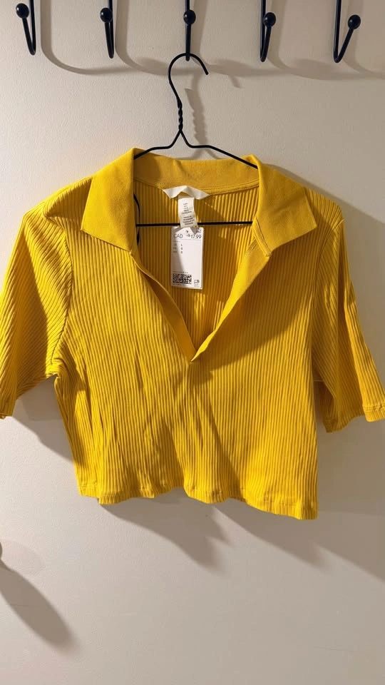 H&M tops and denim jeans - photo 3