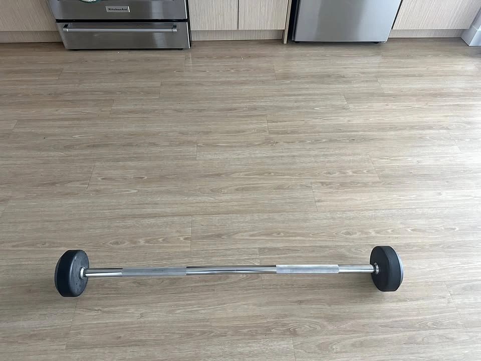 Synergee Fixed Barbell – 30lbs Pre Weighted Straight Steel Bar