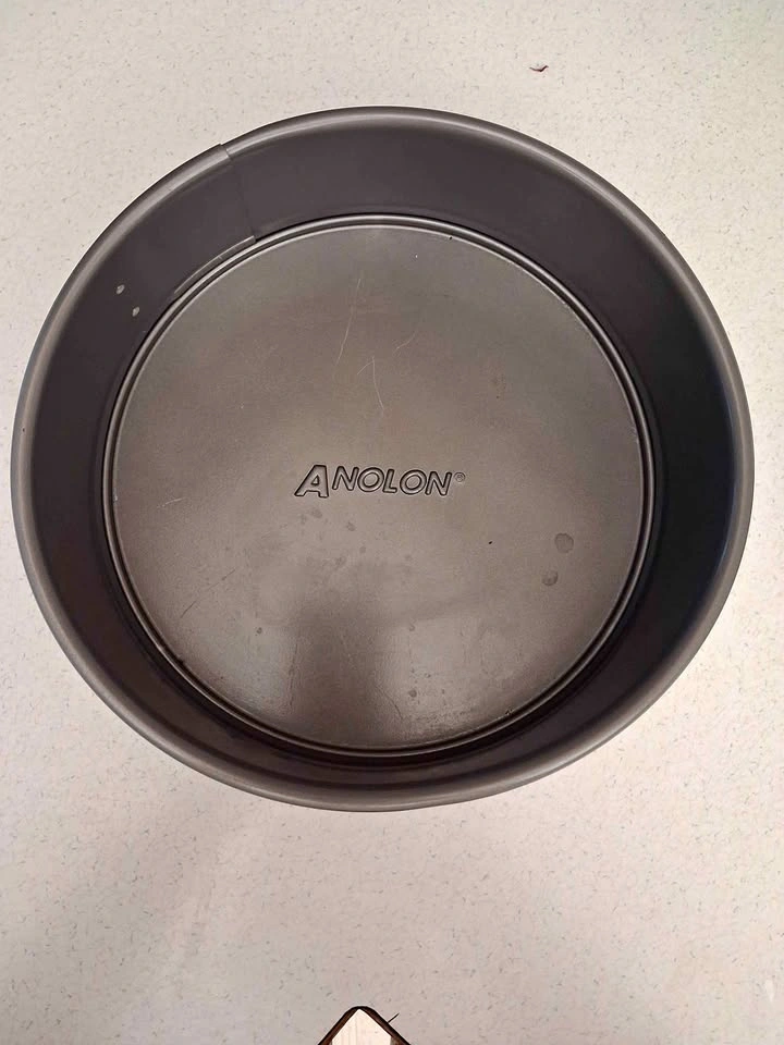 Avalon springform pan