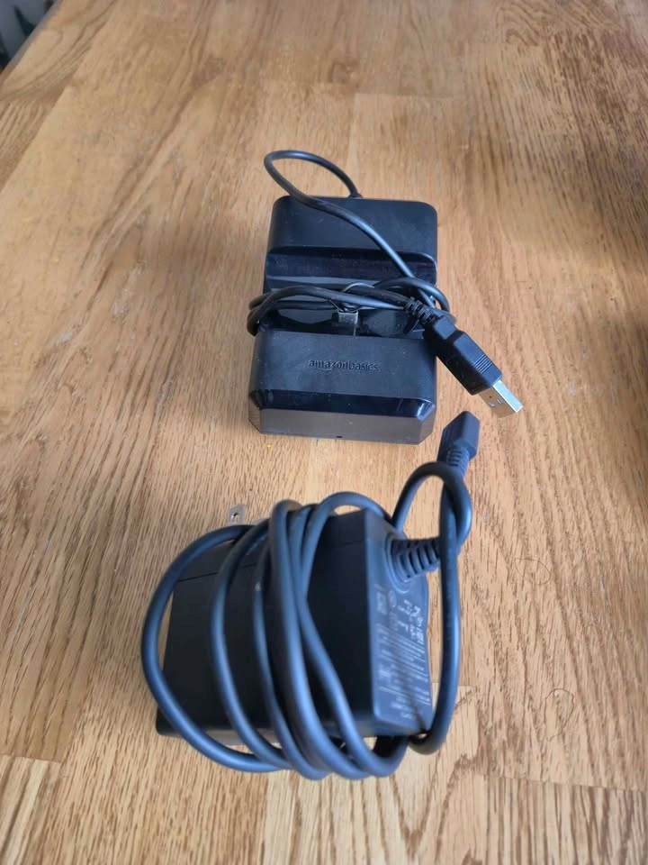 Nintendo Switch V2 Bundle - photo 5