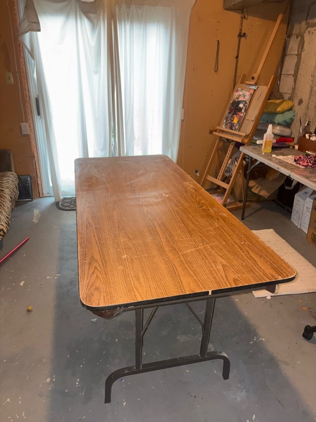 Wood-Grain Folding Table - photo 5