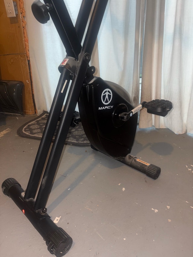 Marcy Foldable Exercise Bike - photo 2