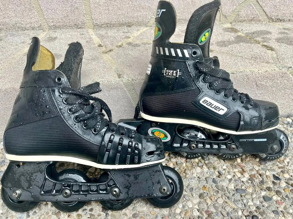 YOUTH - Bauer off-ice inline skates (5.5-6)