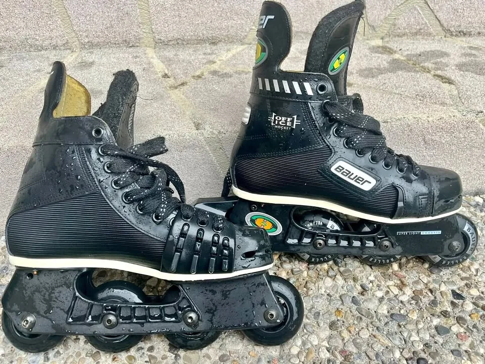YOUTH - Bauer off-ice inline skates (5.5-6)