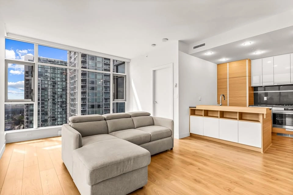 1 Bed 1 Bath Apartment