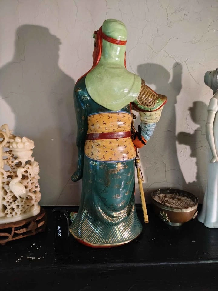 Vintage Chinese Guan Yu Statue - photo 3