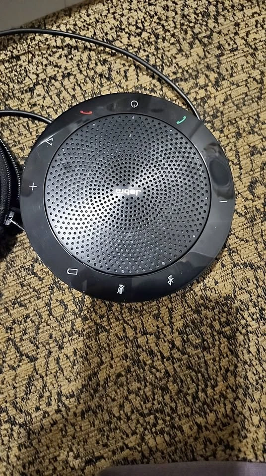 Jabra portable speakerphone with case