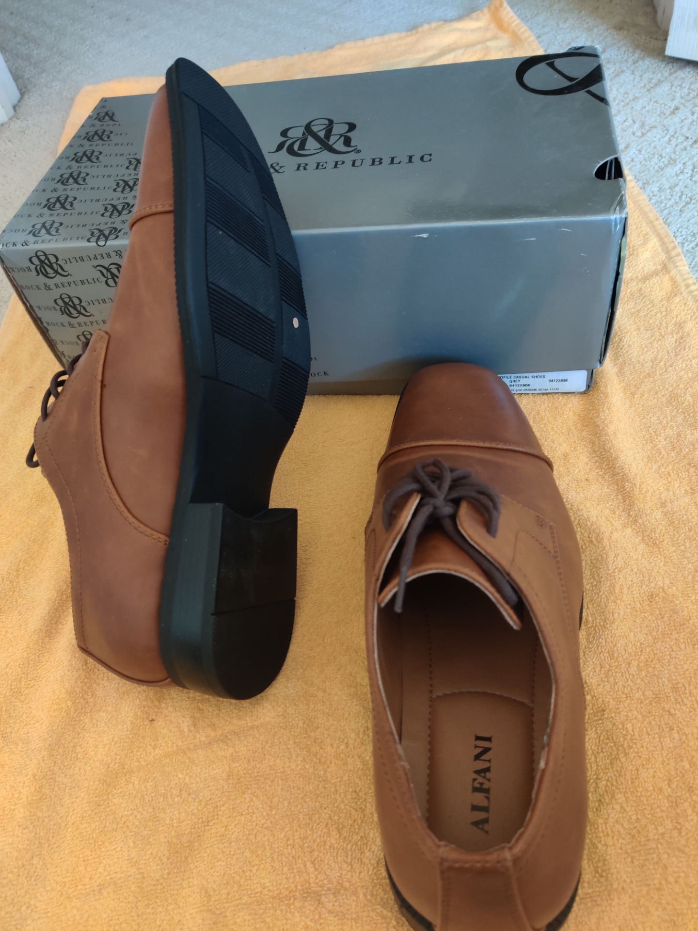 NEW Alfani Men's Tan Leather Oxford Dress Shoes - photo 2