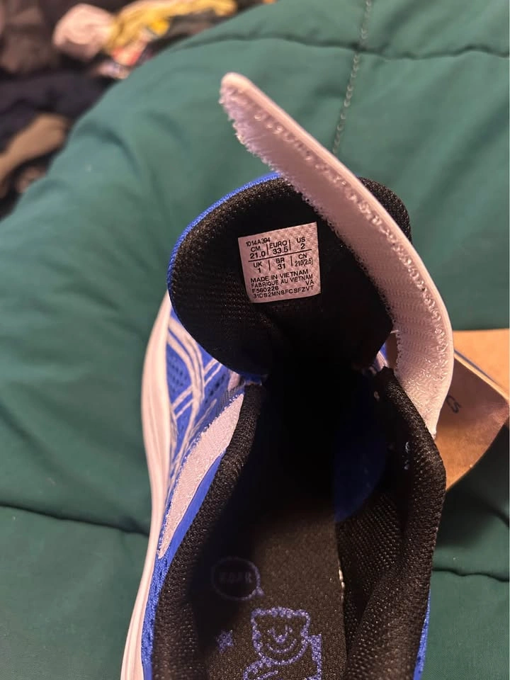 Asics Contend 10 PS Shoes - Kids Size 2 - photo 2