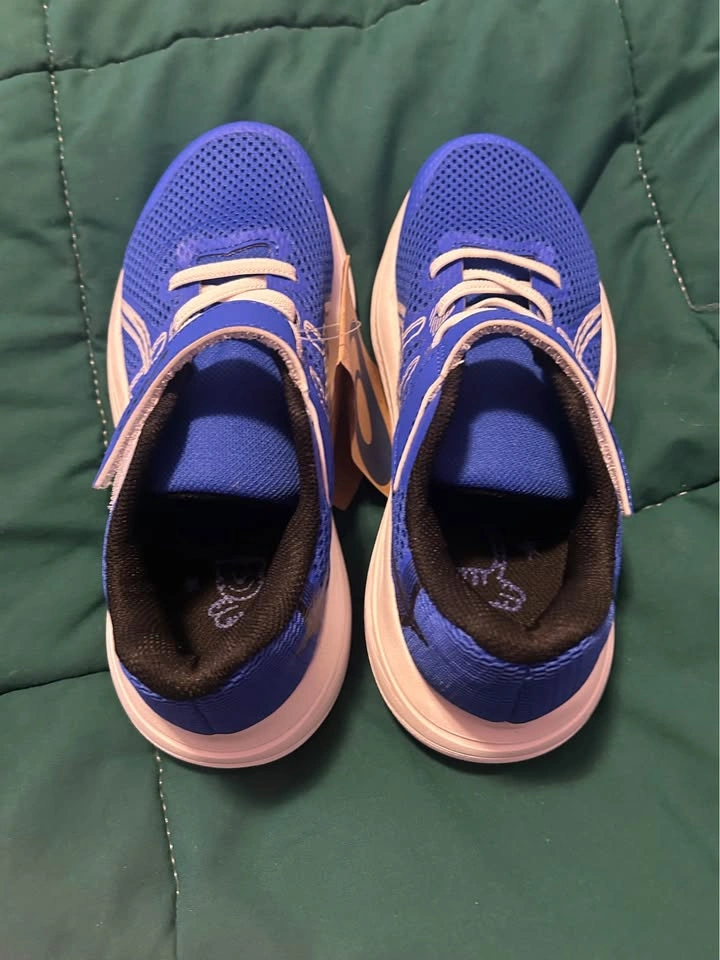 Asics Contend 10 PS Shoes - Kids Size 2 - photo 3